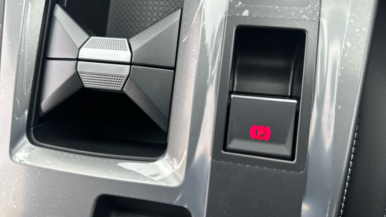 Vauxhall Grandland 157kW GS 73kWh 5dr Auto Electric Hatchback